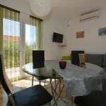 With Parking Spaces Okrug Gornji, Ciovo - 23665 Apartment Trogir
