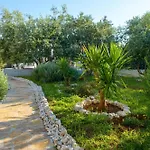 With Parking Spaces Okrug Gornji, Ciovo - 23665 Apartment