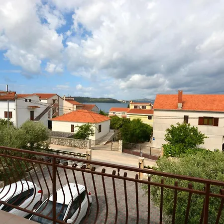 With Parking Spaces Okrug Gornji, Ciovo - 23665 Apartman Trogir