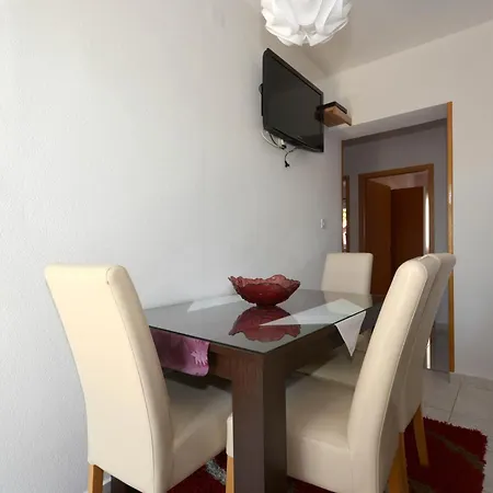 With Parking Spaces Okrug Gornji, Ciovo - 23665 Trogir