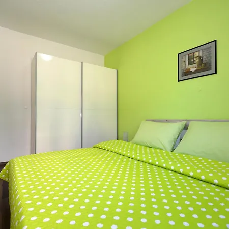 With Parking Spaces Okrug Gornji, Ciovo - 23665