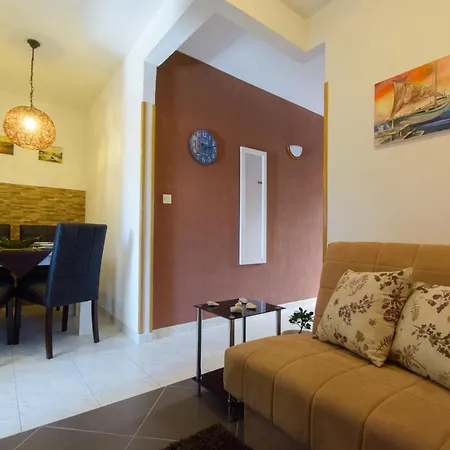 With Parking Spaces Okrug Gornji, Ciovo - 23665 Apartman Trogir