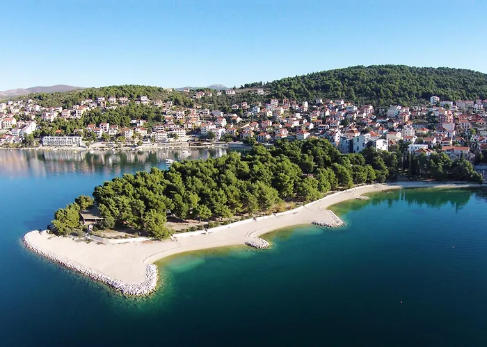 With Parking Spaces Okrug Gornji, Ciovo - 23665 特罗吉尔