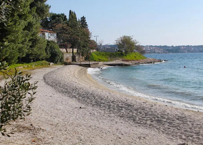 With Parking Spaces Okrug Gornji, Ciovo - 23665 公寓 *