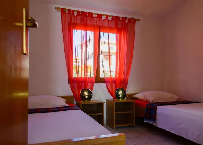 With Parking Spaces Okrug Gornji, Ciovo - 23665 公寓