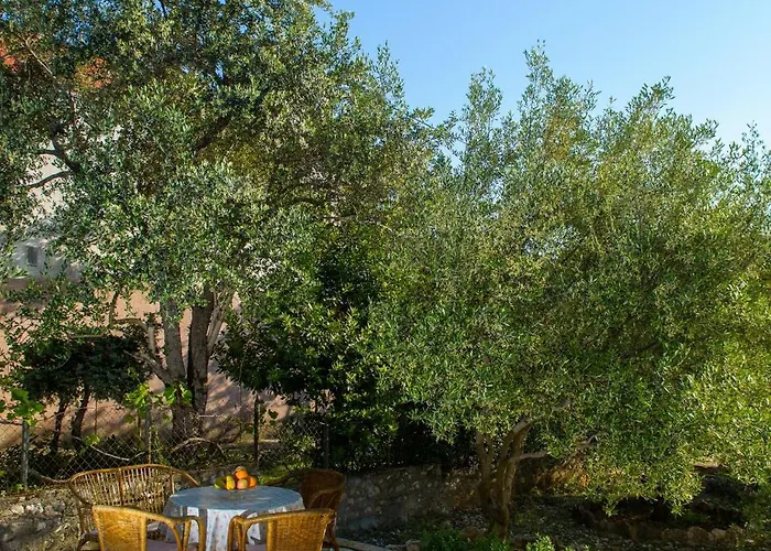 With Parking Spaces Okrug Gornji, Ciovo - 23665 公寓