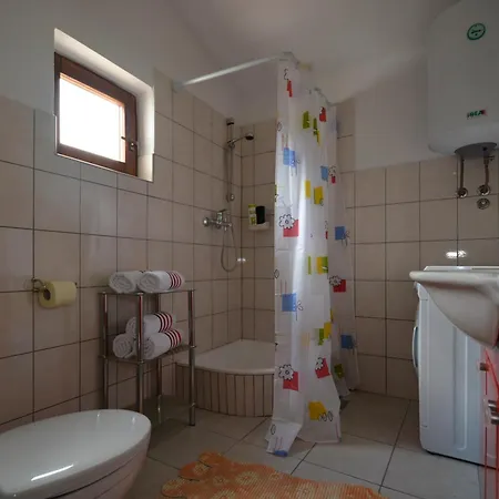 Appartamento With Parking Spaces Okrug Gornji, Ciovo - 23665 *