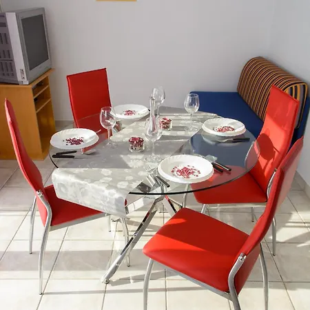 With Parking Spaces Okrug Gornji, Ciovo - 23665 Appartamento